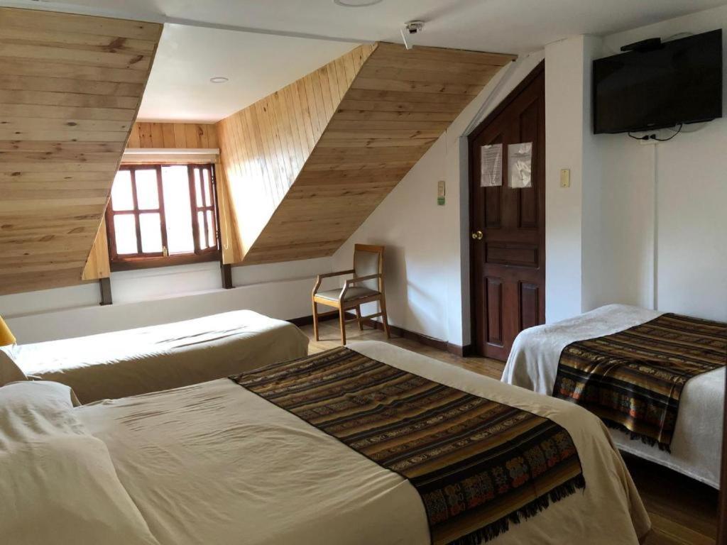 Casa Del Arupo Hostel Quito Kültér fotó