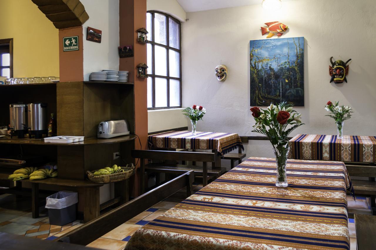 Casa Del Arupo Hostel Quito Kültér fotó