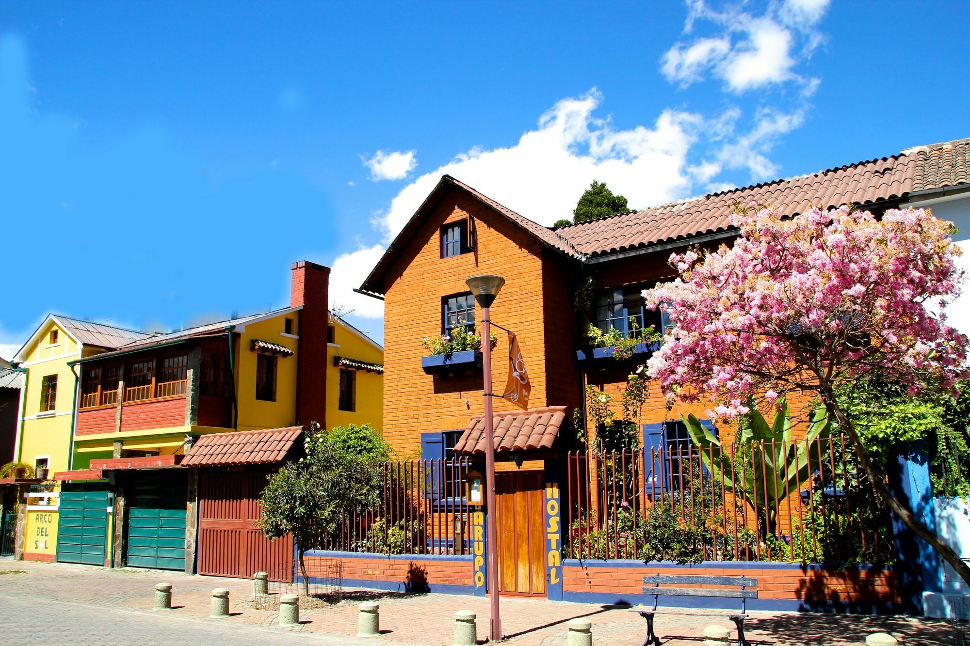 Casa Del Arupo Hostel Quito Kültér fotó